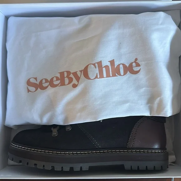 See by Chloé Eileen Lace-Up Shearling-Lined Ankle Boots - Picture 8 of 12